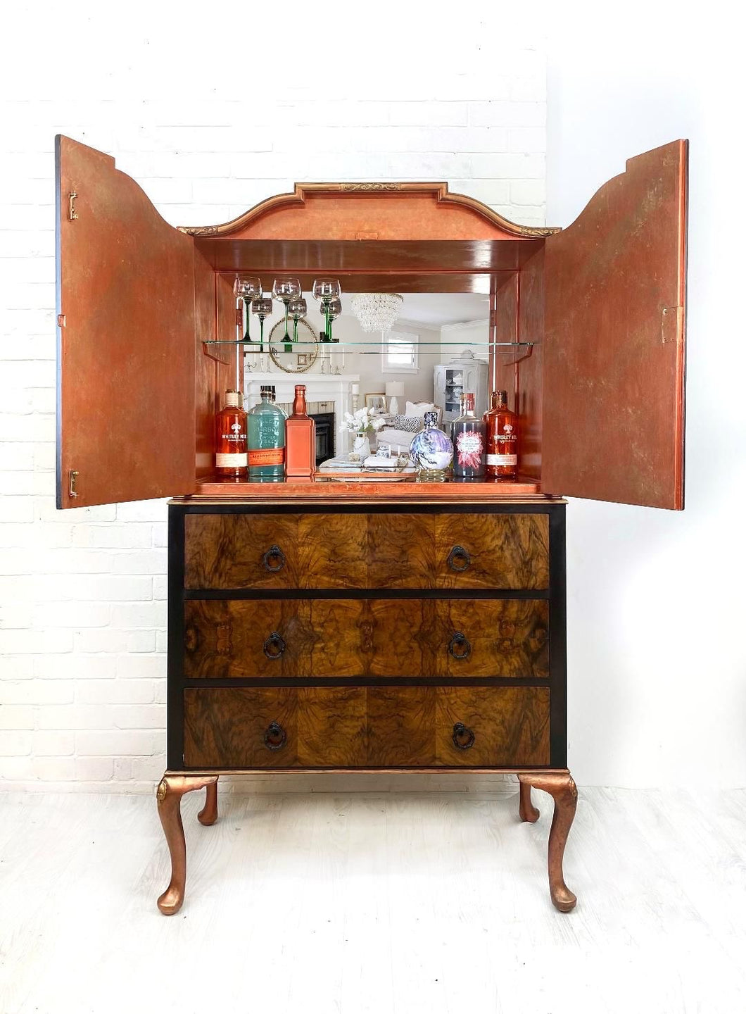 Cocktail Cabinet - Drinks Bar